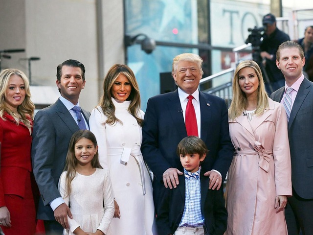 Cựu Tổng thống Mỹ Donald Trump dạy con theo cách đặc biệt: amp;#34;Đừng tin ai, kể cả bốamp;#34; - 6
