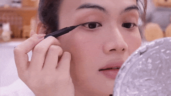 Học Đào Bá Lộc cách make-up xinh như gái Thái - 14