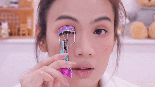 Học Đào Bá Lộc cách make-up xinh như gái Thái - 18