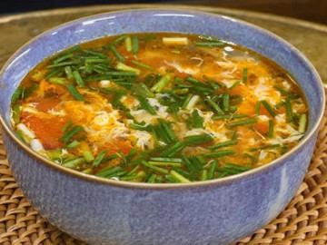 4 cách nấu canh trứng cà chua ngon đơn giản ai cũng thích