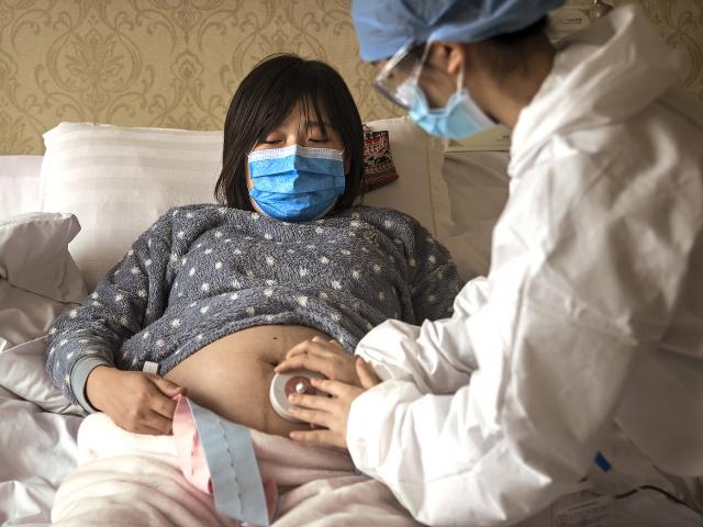 3 thời điểm mẹ tuyệt đối không nên xoa bụng bầu, sẽ ảnh hưởng xấu đến thai trong bụng