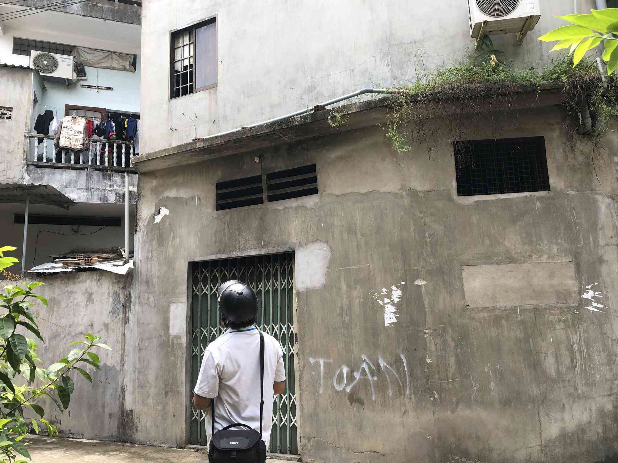 Tin tức 24h: Rơi nước mắt đám tang gia đình 4 người tử.vong trong vụ cháy ở Quảng Ngãi - 5