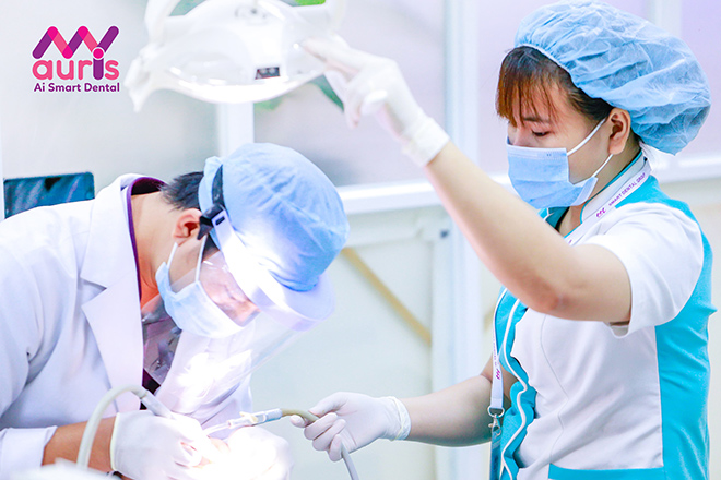 Nha khoa Thông Minh Auris chia sẻ kiến thức cần biết về dịch vụ bọc răng sứ - 1