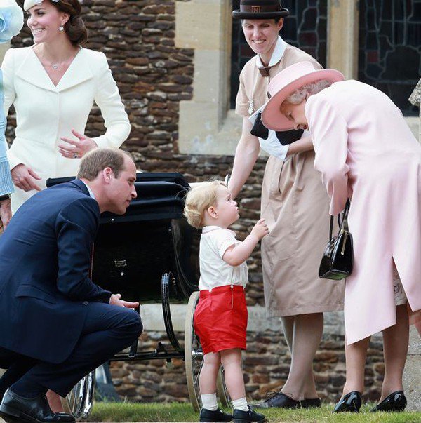 Chuyên gia Hoàng gia Anh kể 20 phép xã giao trẻ Anh phải học để như hoàng tử công chúa - 8