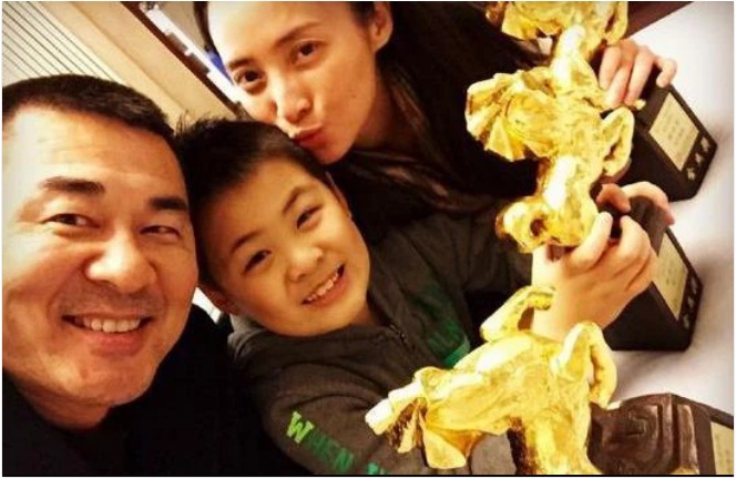 Tây Thi đẹp nhất Cbiz khoe ảnh cậu lớn, than thở chuyện amp;#34;đẻ thuêamp;#34; vì con quá giống bố - 8