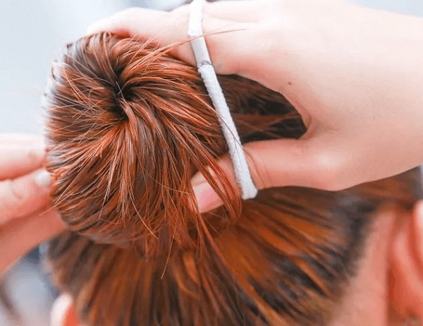 12 Cách làm tóc xoăn tự nhiên tại nhà đơn giản dễ thực hiện nhất - 1