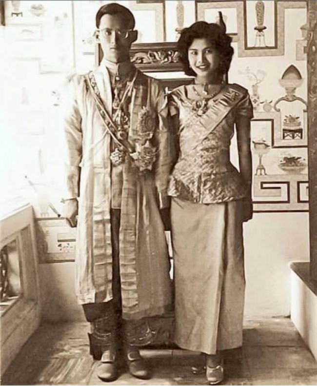 Vương hậu tại vị lâu nhất của Thái Lan có nhan sắc làm người người mê mẩn - 4