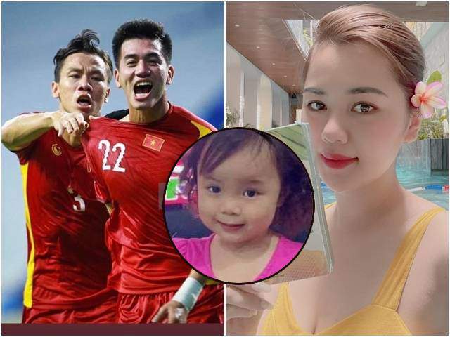 Quế Ngọc Hải giật áo Tiến Linh, ăn mừng ké bàn thắng đầu trận Malaysia, vợ hotgirl nói vì con
