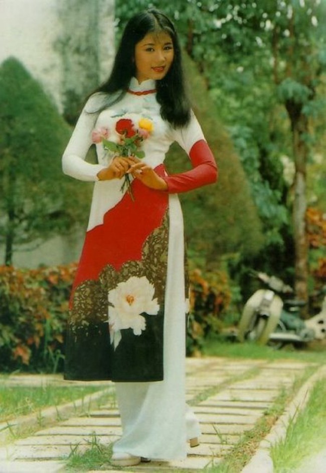 3 amp;#34;nàng thơamp;#34; của cha đẻ Người Đẹp Tây Đô: Người độc thân suốt đời, kẻ rời xa showbiz - 15