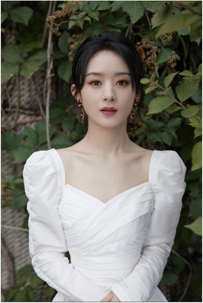 Khéo như Triệu Lệ Dĩnh, chỉ dùng 1 câu nói hé lộ quan hệ hiện tại với chồng cũ - 1