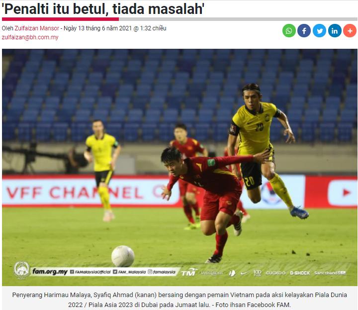 Báo chí Malaysia xác nhận Văn Toàn đã bị phạm lỗi trong vòng cấm - 1