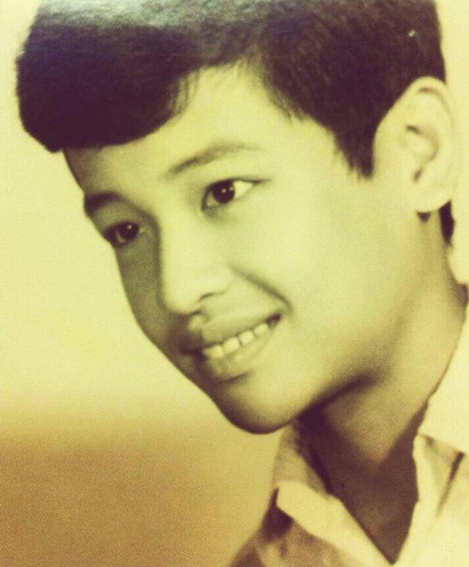 amp;#34;Nam MC 10 lần làm đám cướiamp;#34; tiết lộ loạt ảnh hiếm, chụp bên người bạn học cực xinh - 2