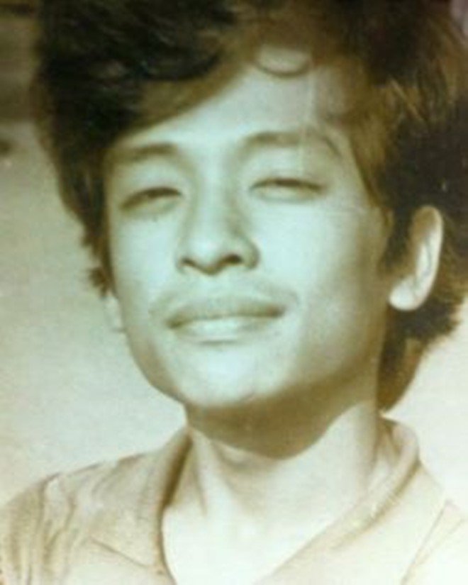 amp;#34;Nam MC 10 lần làm đám cướiamp;#34; tiết lộ loạt ảnh hiếm, chụp bên người bạn học cực xinh - 3