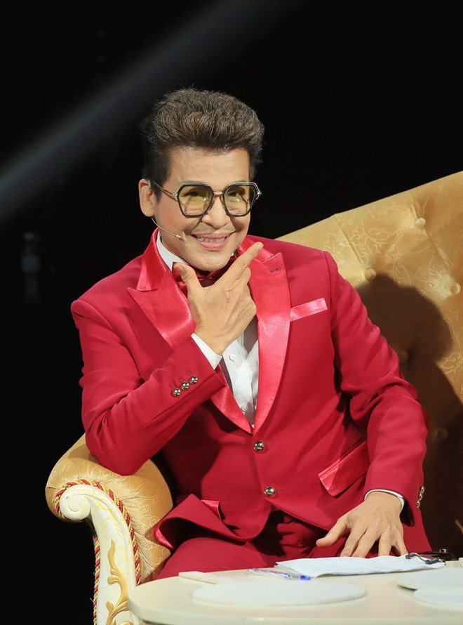 amp;#34;Nam MC 10 lần làm đám cướiamp;#34; tiết lộ loạt ảnh hiếm, chụp bên người bạn học cực xinh - 8