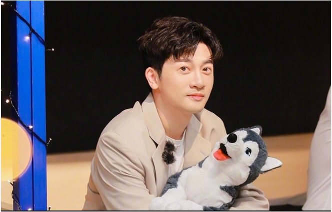 Tin đồn Tô Hữu Bằng lấy vợ đã được 10 năm sốt trở lại, còn có ảnh làm bằng chứng - 6