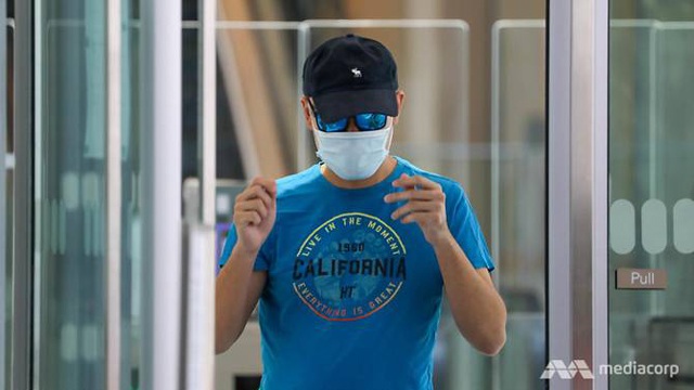 Ngoại tình với anh shipper kém 19 tuổi sau nhiều lần nhận hàng, người phụ nữ chiếm đoạt 2,6 tỷ - 2