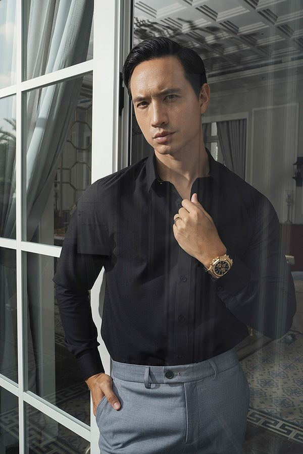 Ông bố hai con Kim Lý tái xuất lịch lãm trong BST mới của Torano - 2