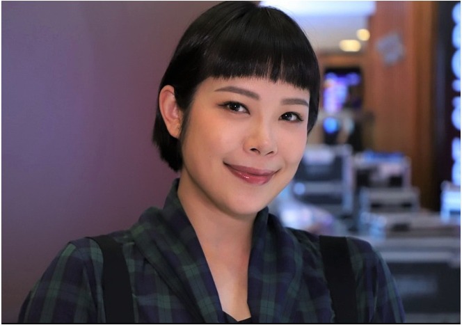 Từng là diễn viên danh giá, mỹ nhân Hong Kong mất việc giờ làm bảo vệ kiếm sống - 1