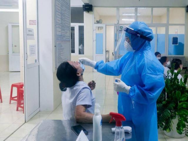 Cập nhật: Nhân viên ngân hàng mắc COVID-19 di chuyển nhiều nơi, khẩn tìm người đến 7 điểm này