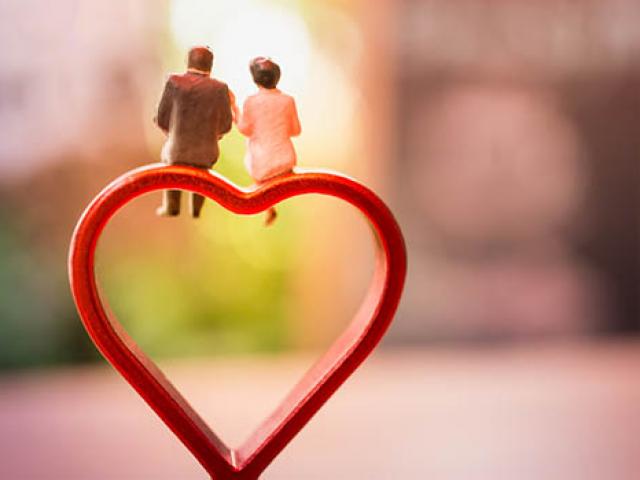 Vợ chồng hạnh phúc hay không, quan trọng ở 12 phút này mỗi ngày