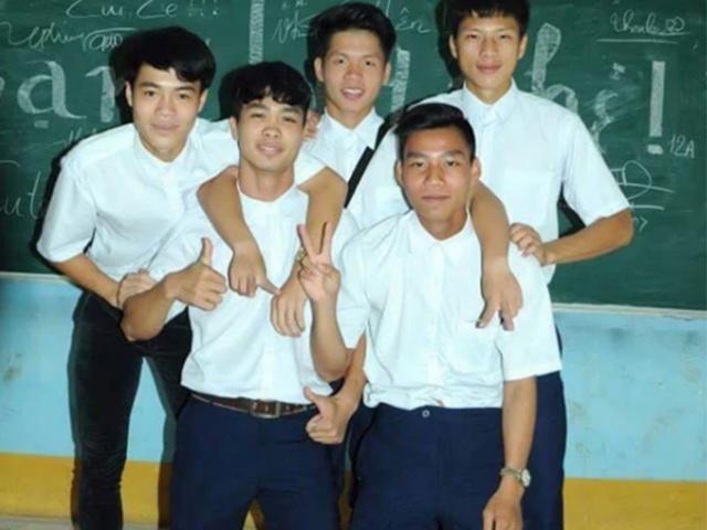Bất ngờ học vấn của các cầu thủ đội tuyển VN, có người học cùng lúc 2 trường đại học