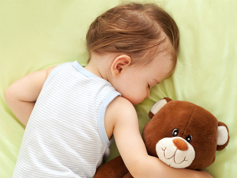 Trẻ ngủ với bà và với mẹ khác biệt rõ rệt, vào mẫu giáo sẽ ảnh hưởng tới sức khoẻ - 4
