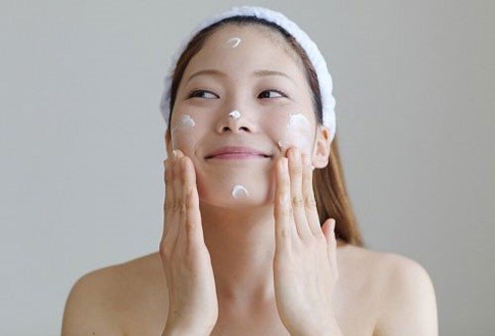 Giúp nàng thêm xinh, tự tin tỏa sáng với cách làm sạch da mặt đơn giản, hiệu quả tối ưu - 9