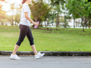 Sức khỏe - Tập thể dục bằng cách đi bộ tốt cho sức khỏe nhưng đi kiểu này hại không kém hút thuốc