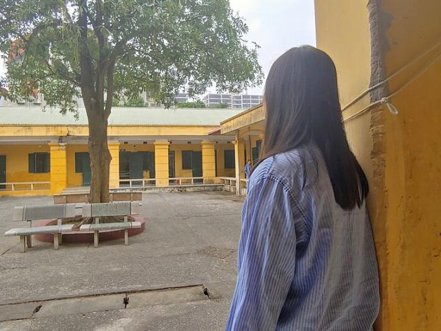 Nữ giám đốc ngân hàng lo lắng, mất ăn mất ngủ vì COVID-19 tới mức phải nhập viện