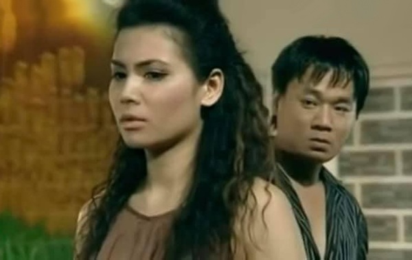 Quỳnh Hoa tự bóp mũi, chứng minh đẹp tự nhiên không phẫu thuật thẩm mỹ - 13