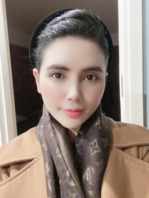 Quỳnh Hoa tự bóp mũi, chứng minh đẹp tự nhiên không phẫu thuật thẩm mỹ - 16