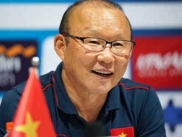 Báo chí Thái Lan khẳng định bất ngờ về HLV Park Hang Seo