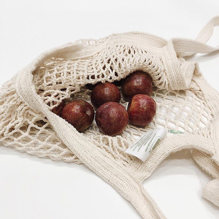 Cô đã dùng túi cá nhân để đi chợ nhằm giảm thiểu túi nilon