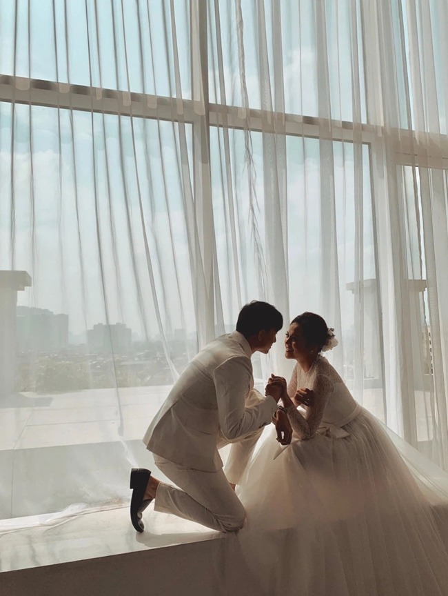 Hương Vị Tình Thân: Sau khi chụp ảnh cưới, Anh Vũ khẳng định amp;#34;đến Tết mới hết yêuamp;#34; Thu Quỳnh - 6