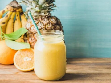 9 cách làm sinh tố dứa mát ngon bổ tại nhà cực đơn giản