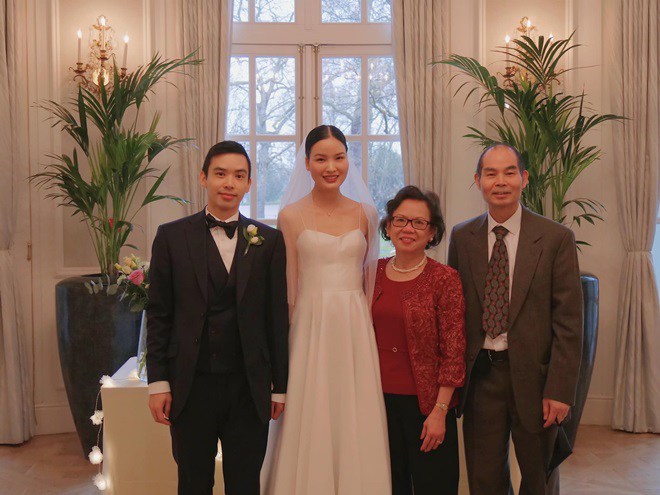 Chà Mi được chồng gốc Hoa cầu hôn trong nhà vệ sinh, đám cưới vỏn vẹn 6 người dự - 5