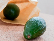 Bếp Eva - Bí quyết làm bơ chín nhanh mà vẫn giữ được hương vị thơm ngon, béo ngậy