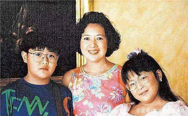 Hai người con đáng yêu của Bo Wing Kam sau này đều trở thành tướng giỏi trên đấu trường kinh tế. 