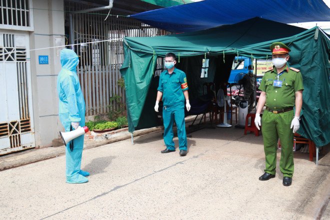 COVID-19 28/6: TP.HCM tiếp tục áp dụng Chỉ thị 10 sau 0 giờ ngày 29-6 - 8