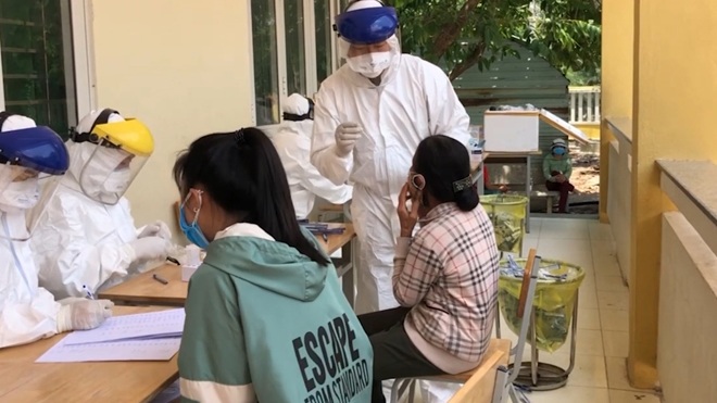 Công tác truy vết, xét nghiệm COVID-19 được đẩy mạnh tại các vùng xảy ra dịch