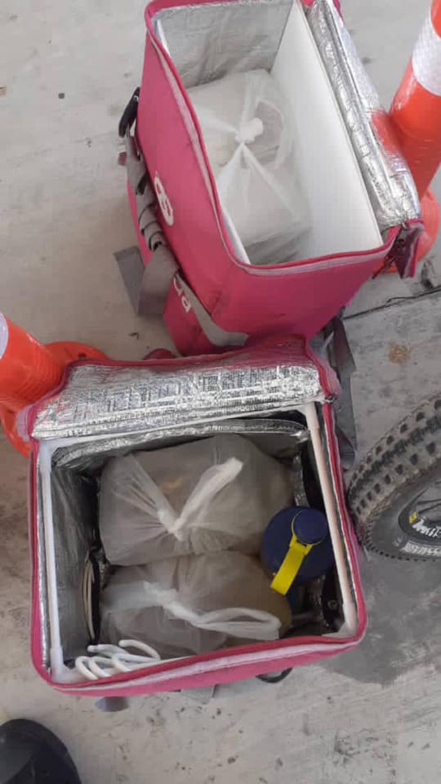 Đạp xe 3km giao đồ ăn cho khách, anh shipper khuyết tật bất ngờ khi phát hiện sự thật - 2