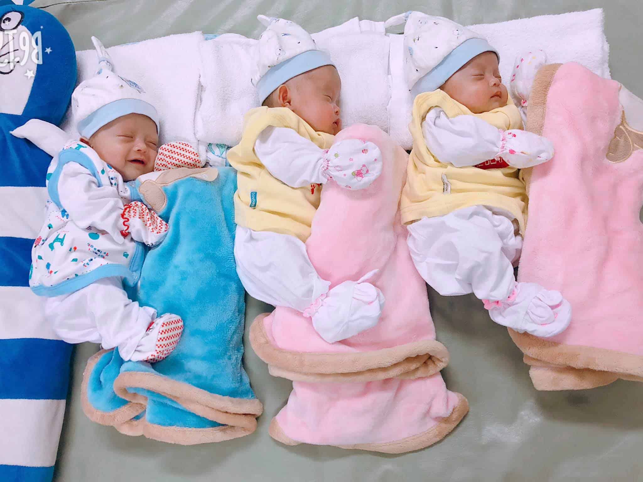 Bác sĩ khuyên giảm thai nhưng không nỡ, mẹ Sài Gòn sinh ba chật vật chữa bệnh cho 3 con - 4