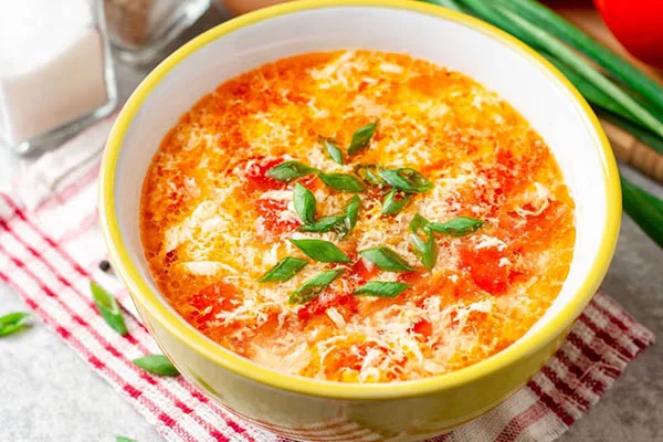 7 cách nấu cháo cà chua cho bé ăn dặm hấp dẫn - 6