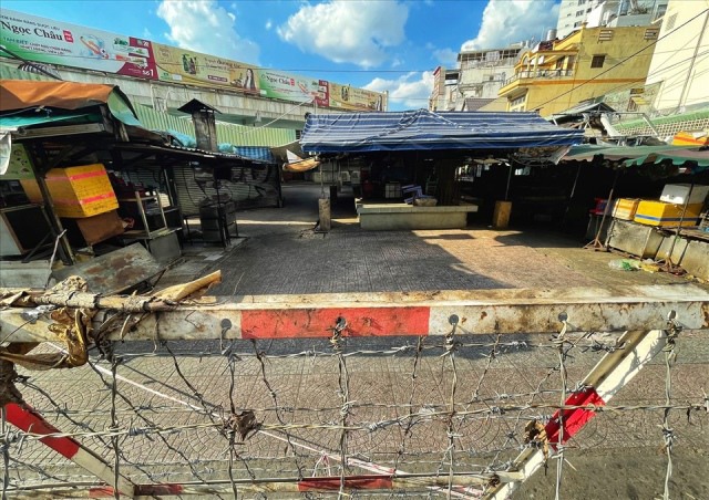 Chợ Thái Bình (quận 1, TP. HCM) tạm ngưng hoạt động kinh doanh, buôn bán từ 27/6 đến 3/7/2021 để đảm bảo công tác phòng chống dịch.