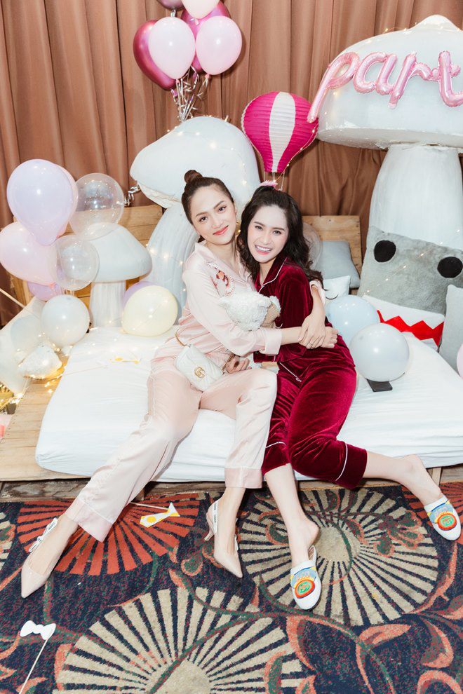 Sao Việt 24h: Vợ cũ Hoài Lâm khoe 2 ái nữ xinh, bé đầu ngày càng trổ nét mỹ nhân - 9