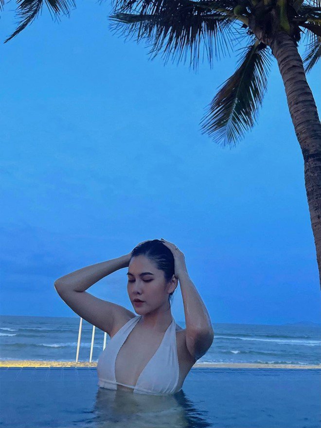 Nữ MC amp;#34;đi nhầm sân golf lấy chồng như ýamp;#34;: Ngày càng đẹp sau kết hôn, quấn quýt chàng CEO - 14