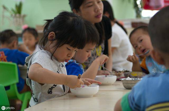 Mom sent the wrong message to a group of children, the principal said: I will let you leave school from tomorrow!  - 4