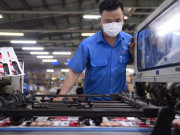 Tin tức - 8 chính sách mới có hiệu lực từ tháng 4/2022: Giảm thuế xăng dầu, tăng giờ làm thêm