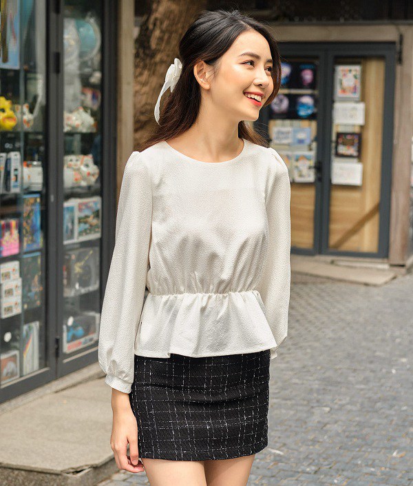 Thì ra mùa xuân hoa nở là vì... chị em nào cũng có ít nhất một chiếc áo blouse hoa - 13