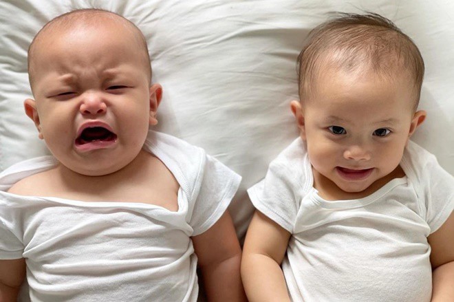 Hồ Ngọc Hà khen Lisa kiêu kỳ, dịu dàng, thích suy tư còn Leon thì cười nhiều, thích làm trò.